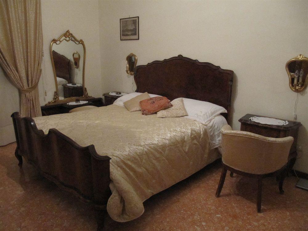 Casa Rachele Bed & Breakfast ปิอาโนดิซอร์เรนโต ภายนอก รูปภาพ